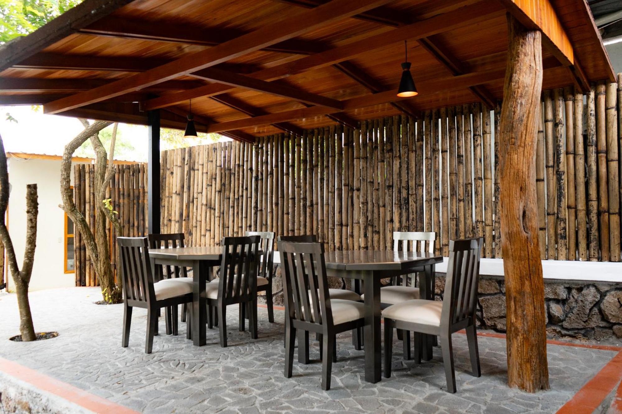 Hotel Ayre By Baltra Puerto Ayora  Exterior photo