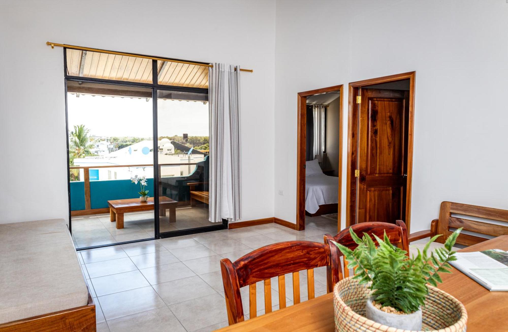 Hotel Ayre By Baltra Puerto Ayora  Exterior photo